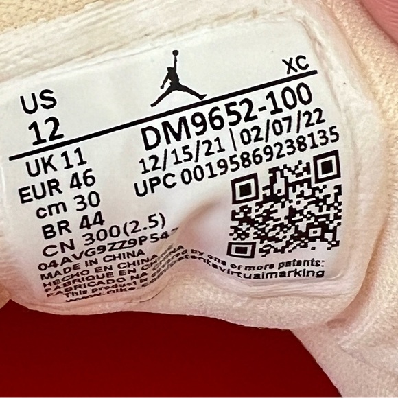 NIKE Air Jordan 1 Mid Craft Inside Out White Gray Sail Sneakers—SZ. 12 - Picture 9 of 15